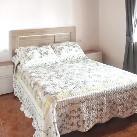 Spacious Facing The Sea 75 M² Terrace Apartamento *